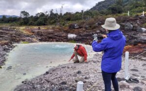 Avistamiento del Cóndor Andino y Termales de San Juan en el Parque Nacional Puracé