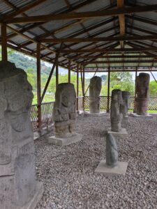 Tour Grupal al Parque Arqueológico de Tierradentro desde Popayán